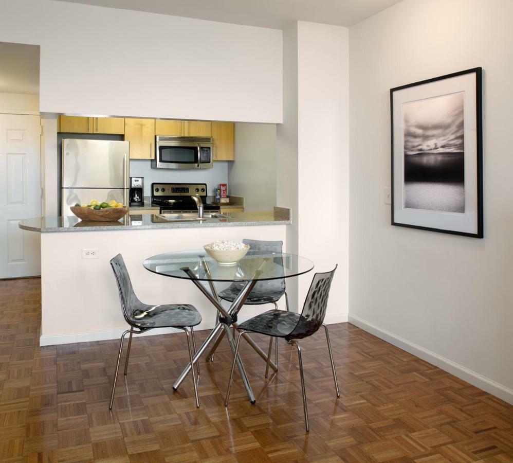 Ferienwohnung Furnished Quarters At Grove Pointe Jersey City Exterior foto
